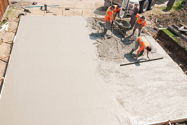 Best Local Concrete Companies  in Salida Del Sol Estates, TX